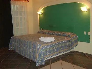 Hotel Colonial Playa Del Carmen